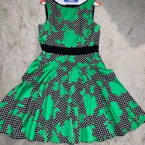 Women’s Maggy London Fit & Flare Dress. Size 6. Worn once!